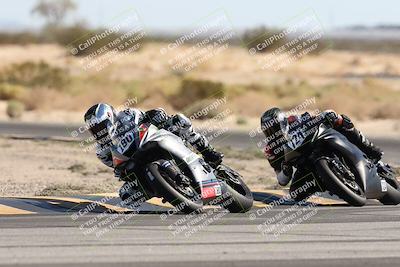 media/Nov-01-2025-CVMA (Sat) [[fc0f7531b8]]/Race 8-Supersport Middleweight/